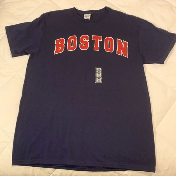 BOSTON RED SOCKS, T shirt, medium, 💯 cotton, NWT - Picture 1 of 9